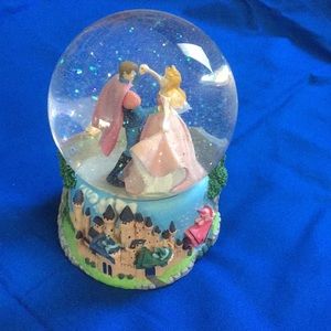 Sleeping Beauty musical snow globe